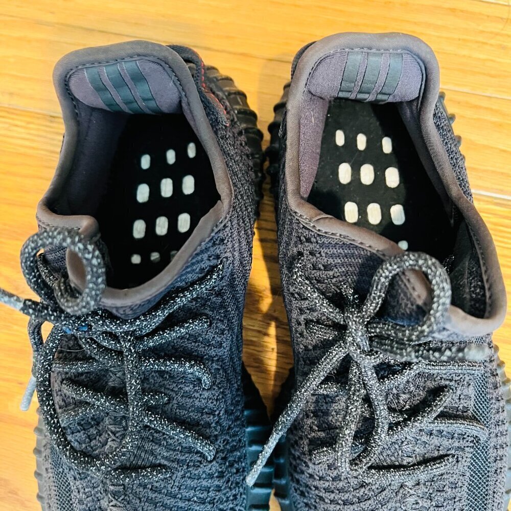 Authentic Adidas Yeezy Boost 350 V2 'Black Reflective' Size 8 - Picture 15 of 15